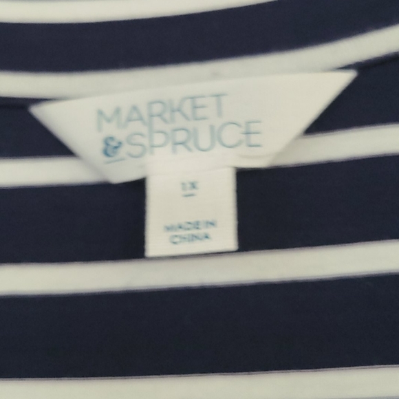 Market & Spruce Navy/White T-shirt - Picture 2 of 3